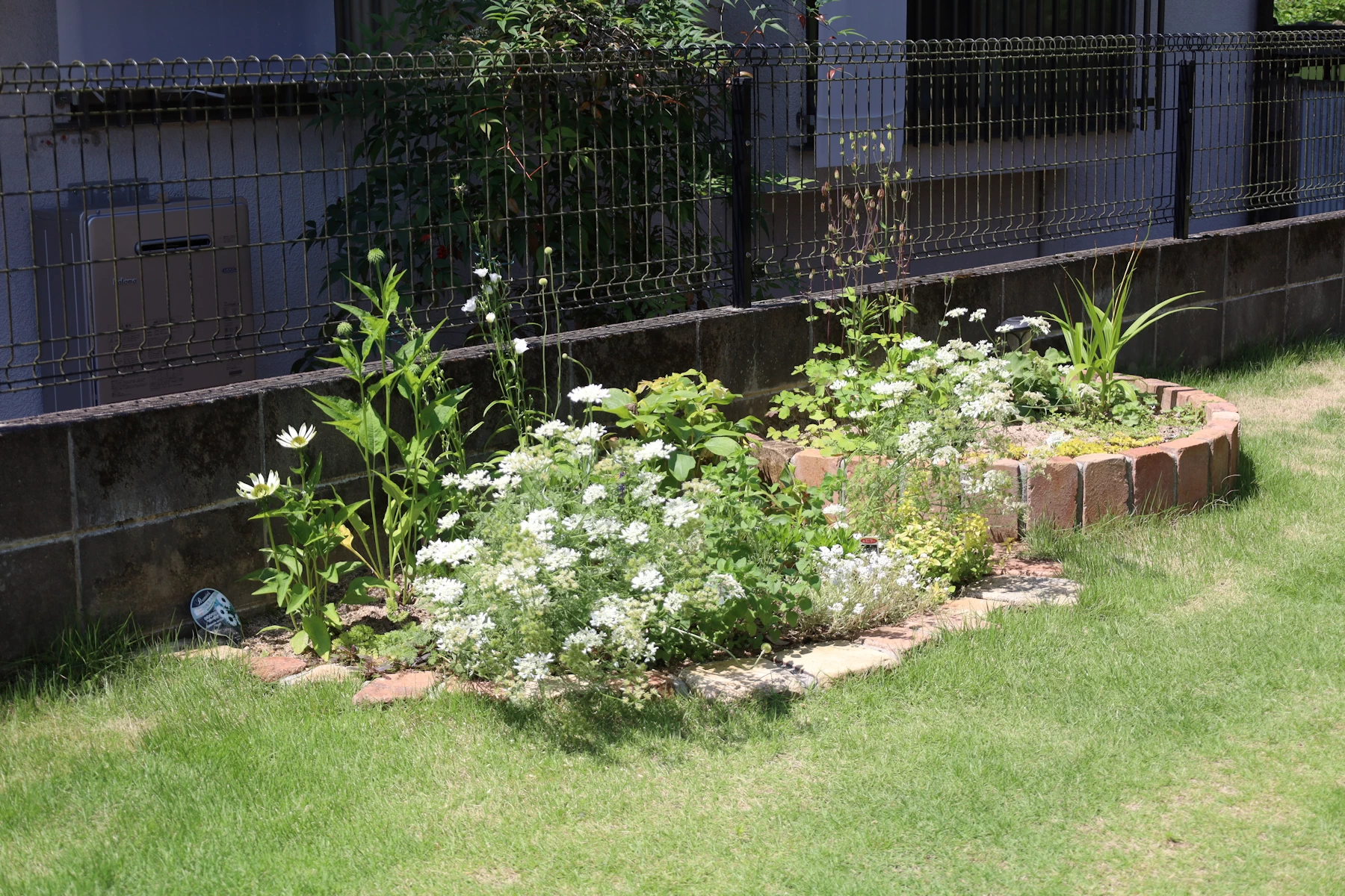 ポイントになる花壇