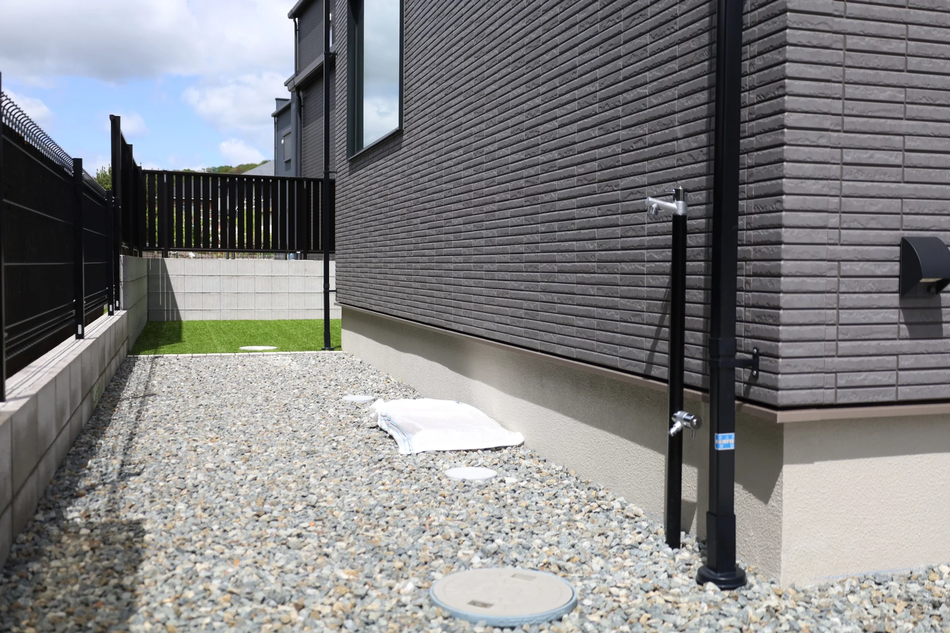 立水栓もシンプルでおしゃれ